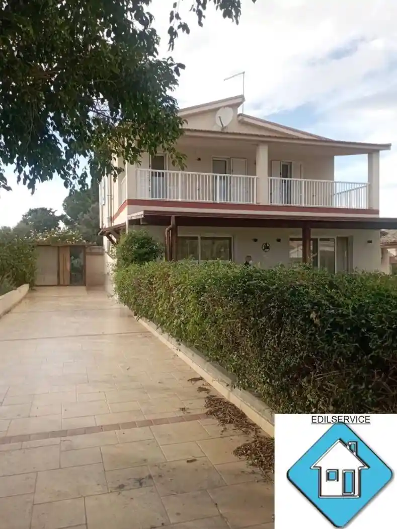 Villa in vendita a Siracusa