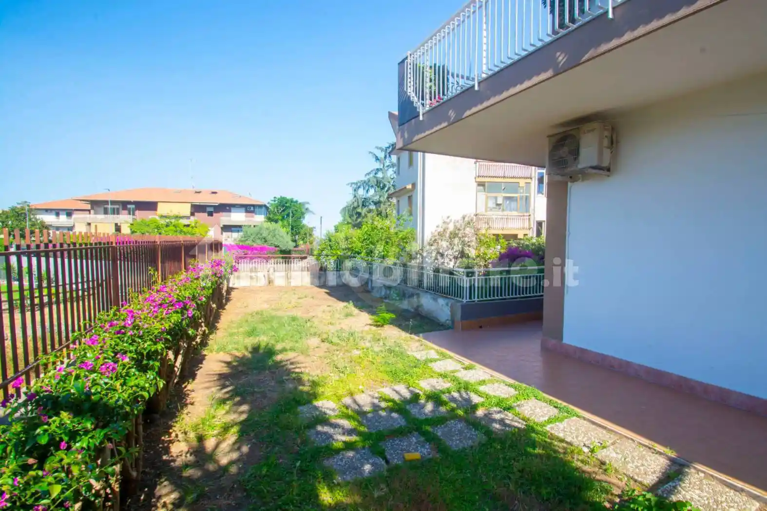 Appartamento in vendita a Aci Castello