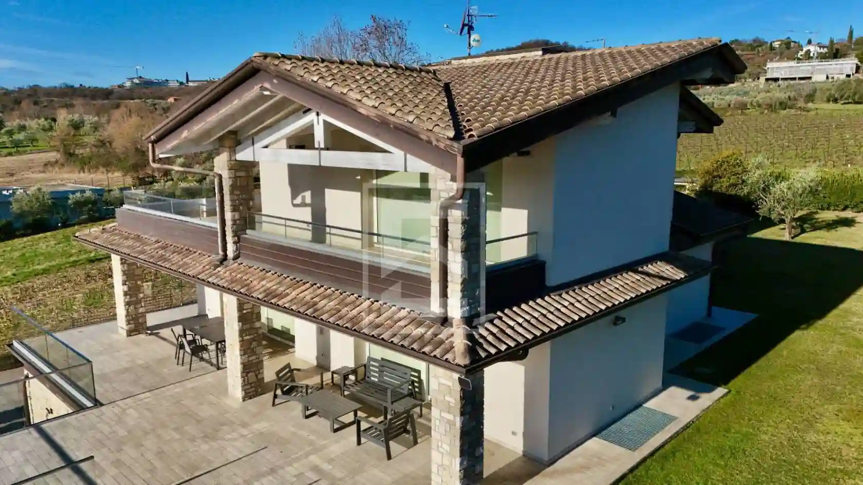 Villa - foto 2