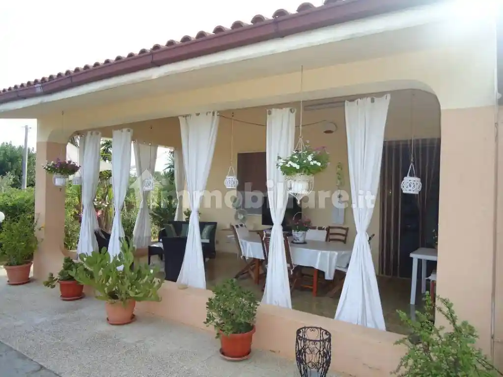 Villa in vendita a Matino