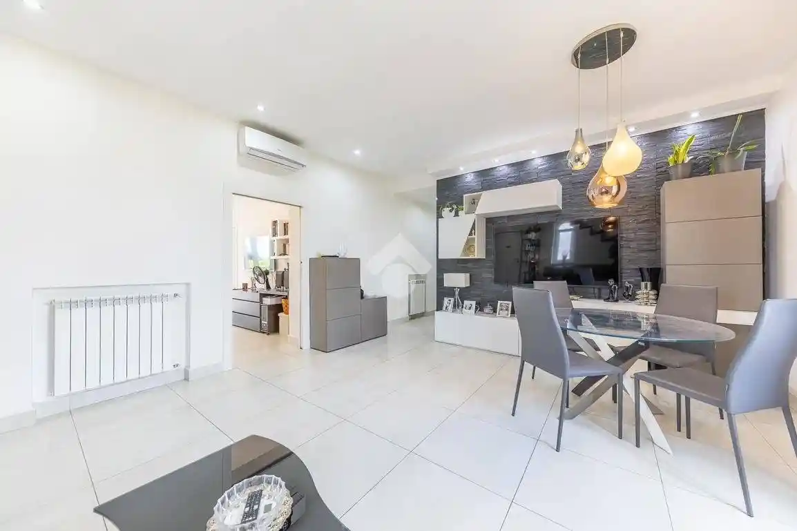 Casa indipendente in vendita a Roma
