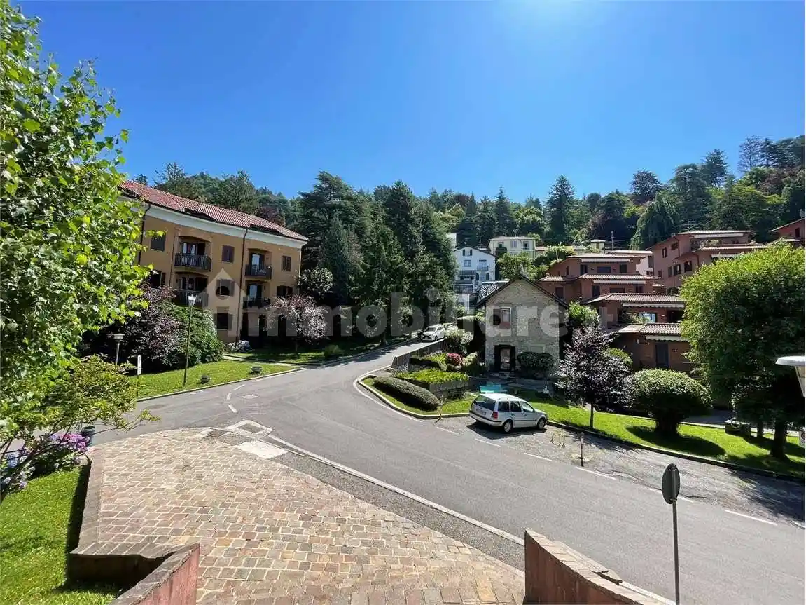 Appartamento in vendita a Brunate