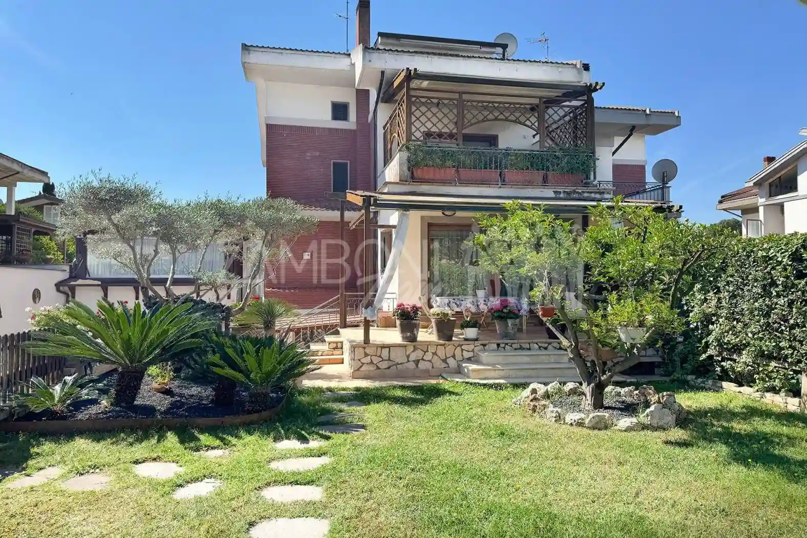 Villa - foto 2