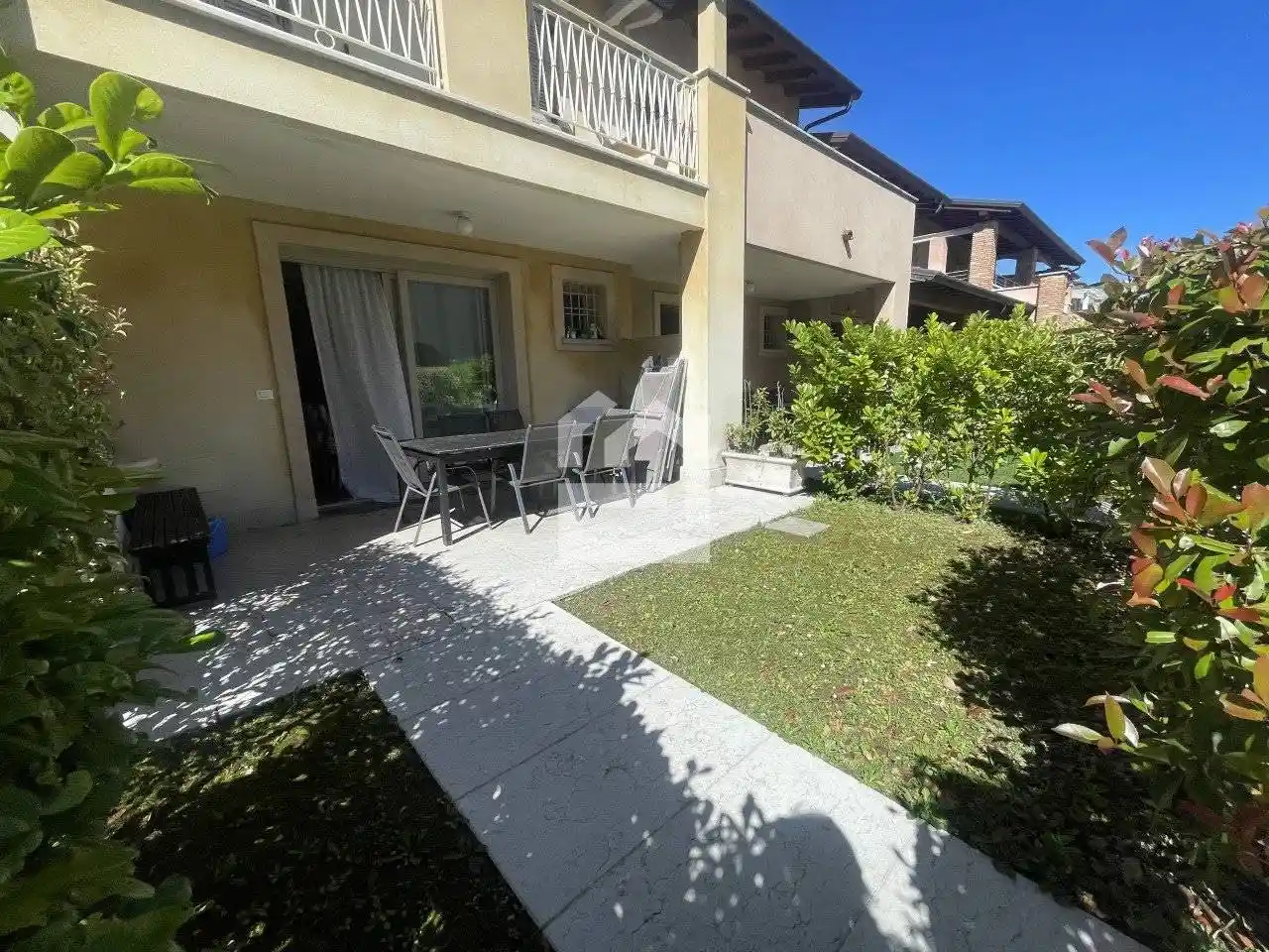 Villa in vendita a Manerba del Garda