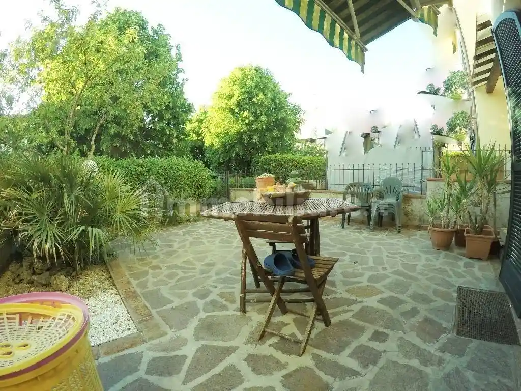 Villa in vendita a Campi Bisenzio