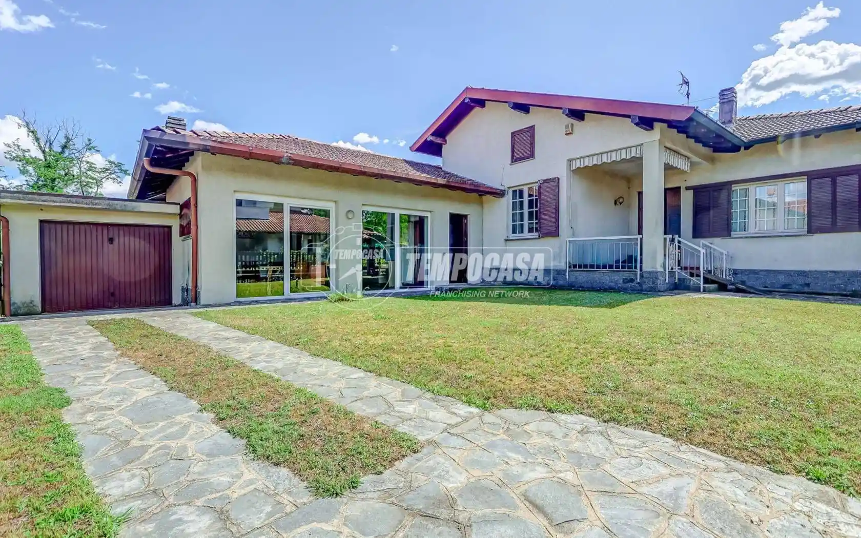 Casa indipendente in vendita a Vergiate