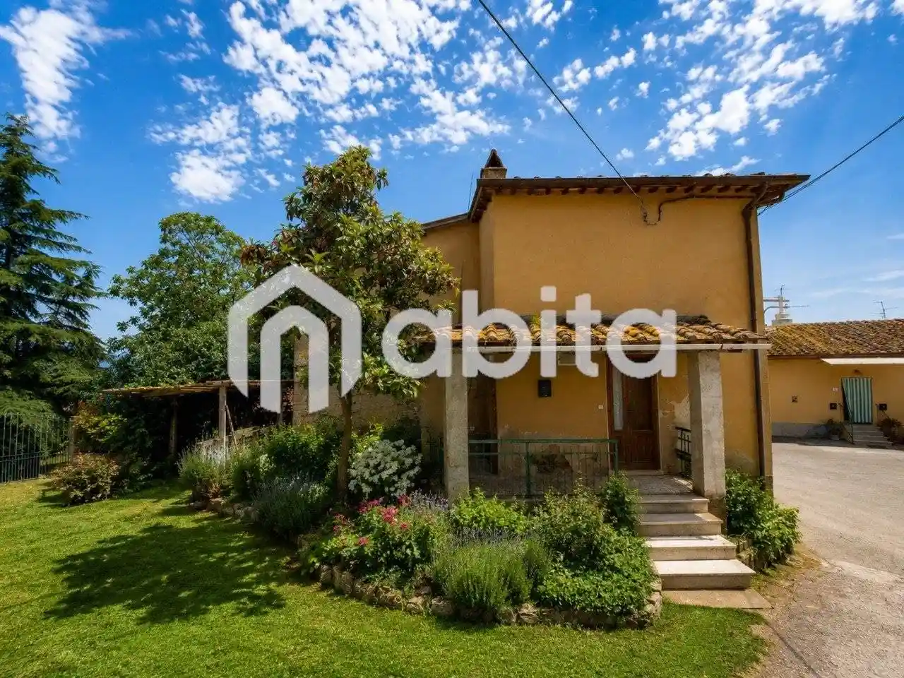 Villetta a schiera in vendita a Montevarchi