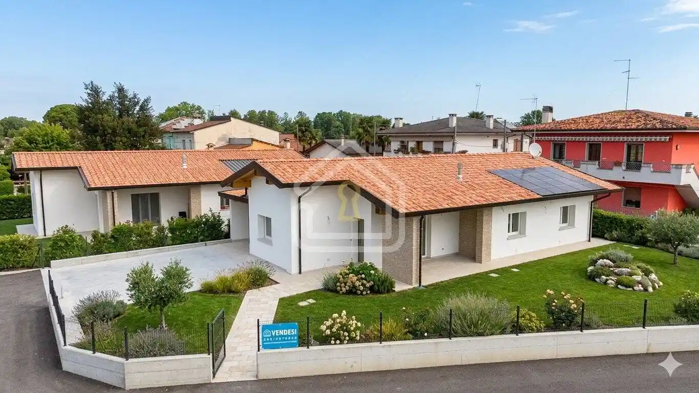 Villa in vendita a Precenicco