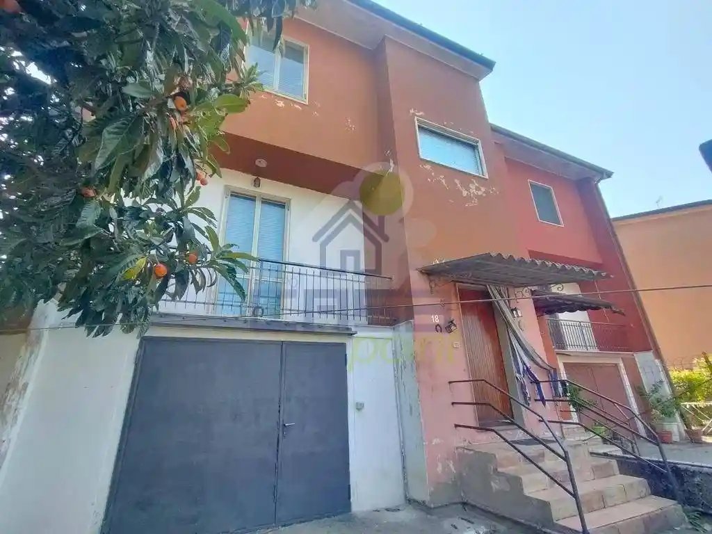 Villetta a schiera in vendita a Voltido