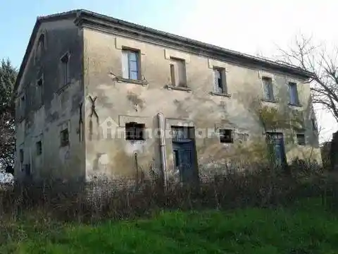 Rustico - Casale in vendita a Ostra Vetere