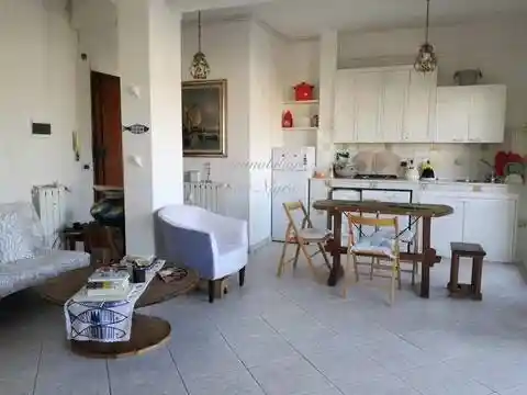 Appartamento in affitto a Viareggio
