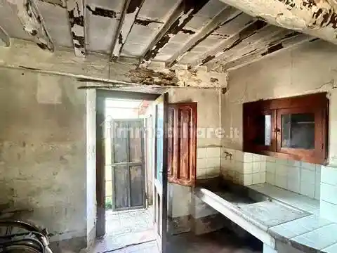 Villa in vendita a Borgo a Mozzano