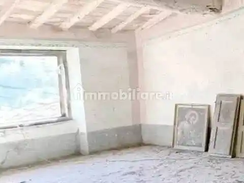 Villa in vendita a Borgo a Mozzano