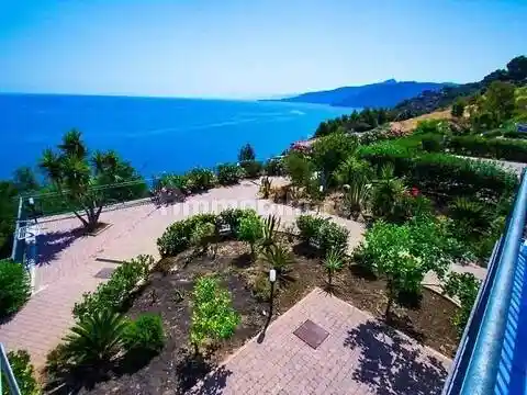 Villa in vendita a Cefalù