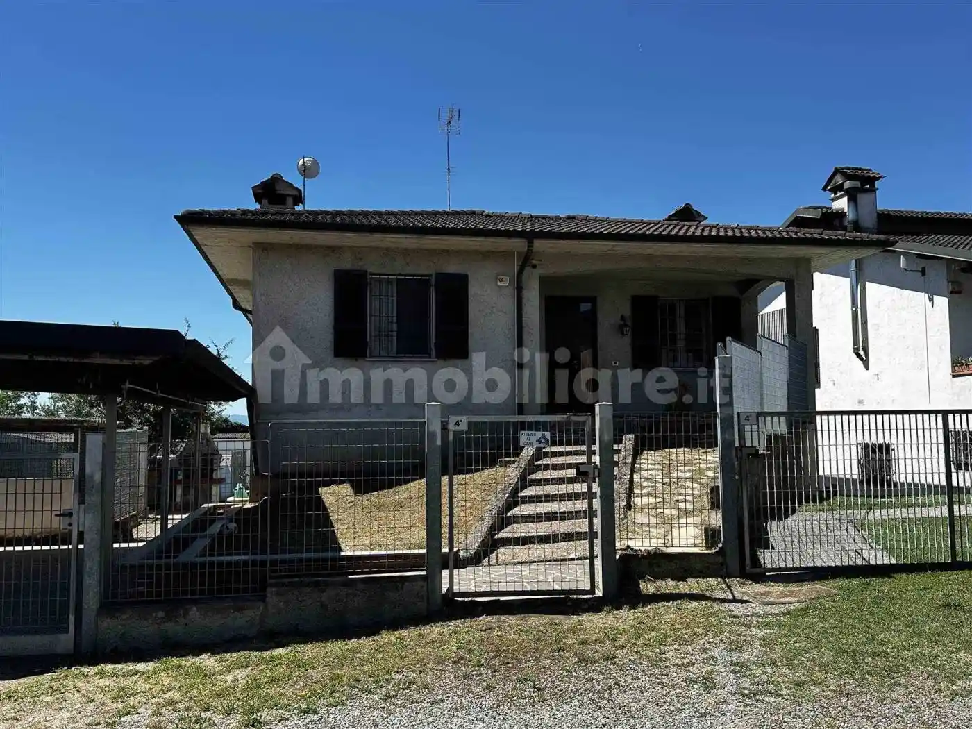 Villa in vendita a Santa Cristina e Bissone