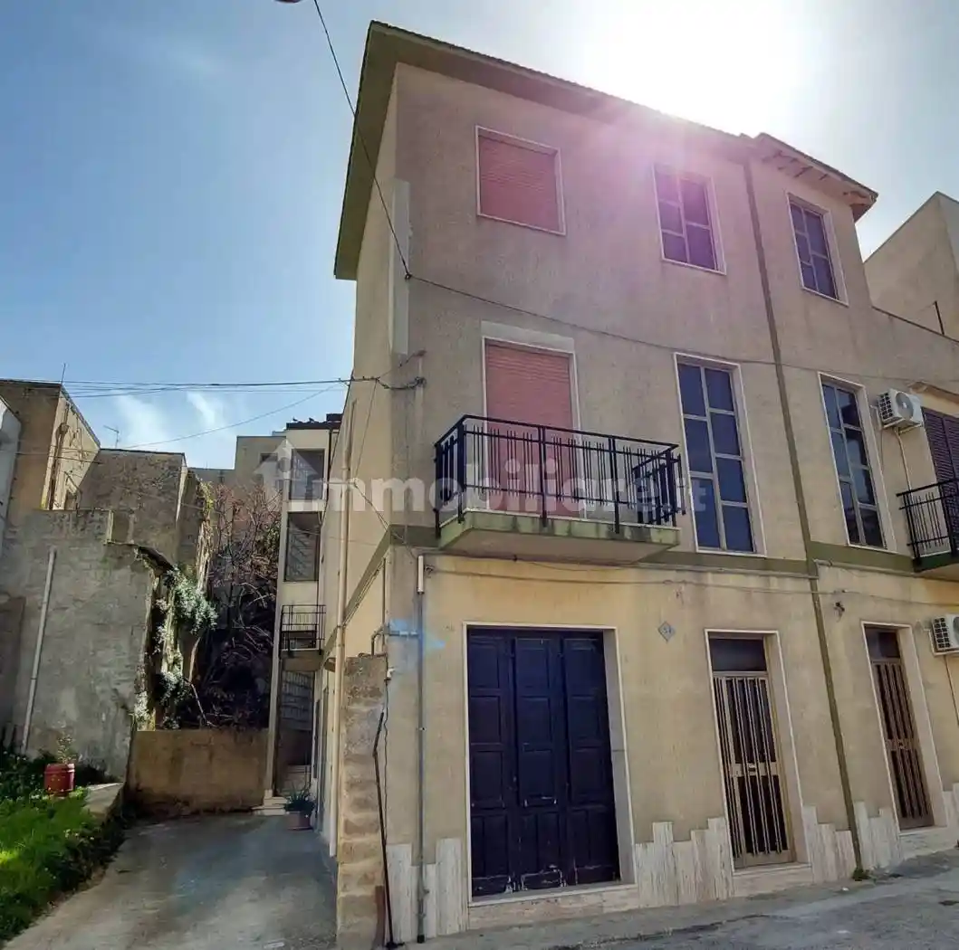 Casa indipendente in vendita a Partanna
