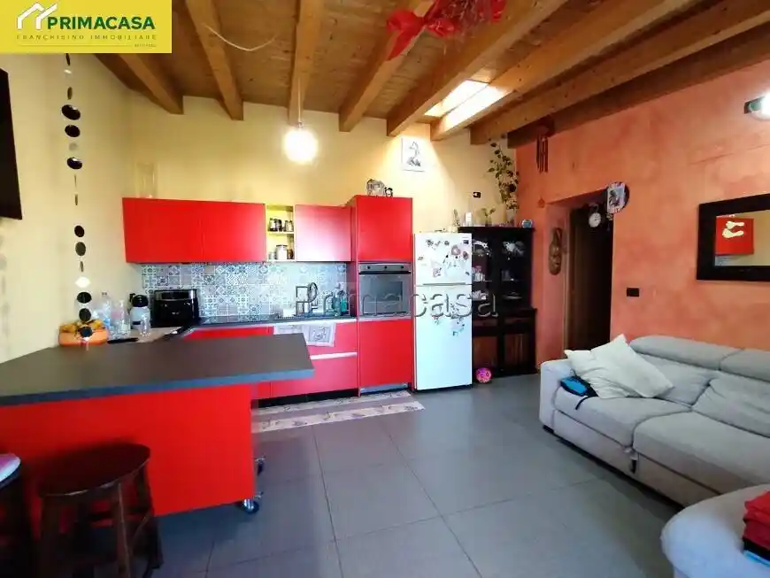 Appartamento in vendita a Villafranca di Verona