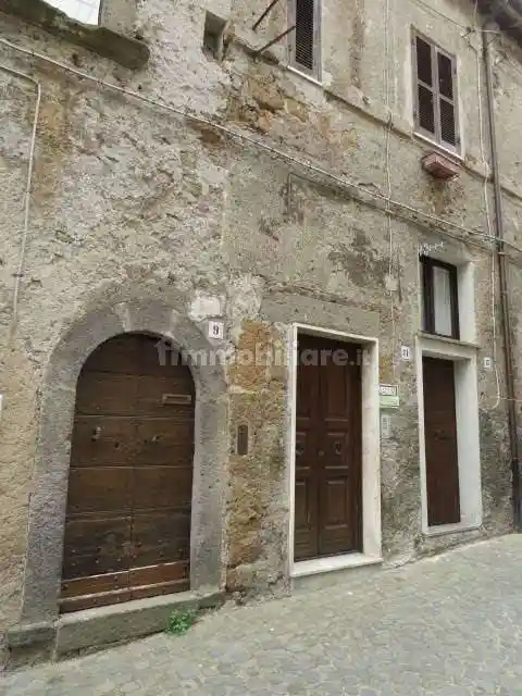 Appartamento in vendita a Barbarano Romano