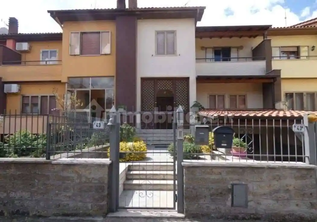 Villetta a schiera in vendita a Vetralla