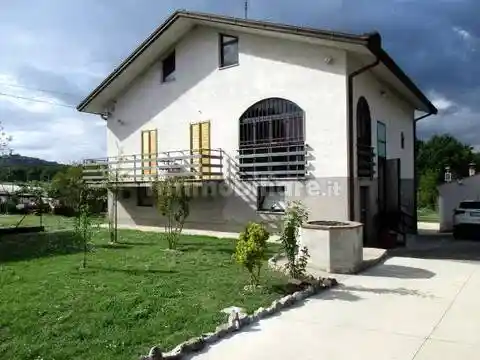 Villa in vendita a Pofi