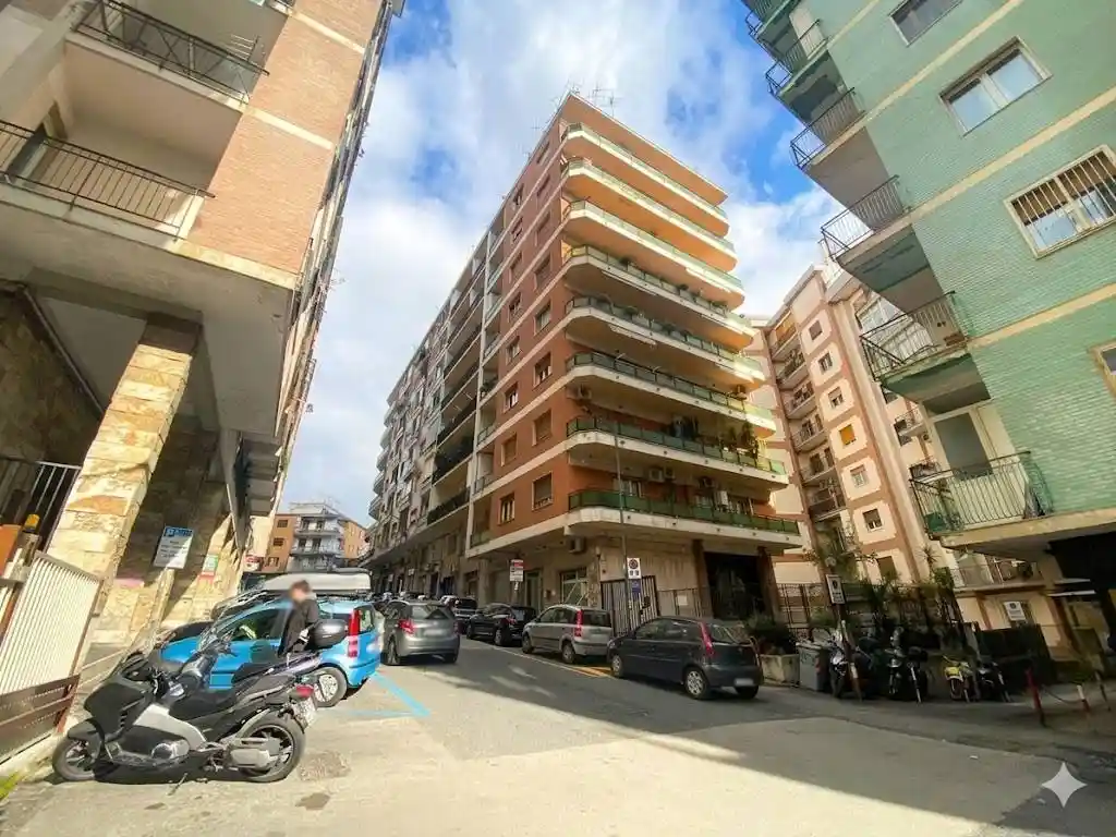 Appartamento in affitto a Napoli