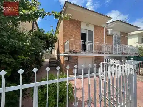 Villa in vendita a Latina