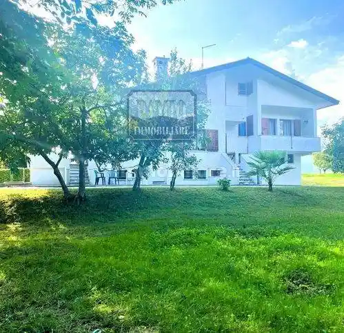 Villa in vendita a Nervesa della Battaglia