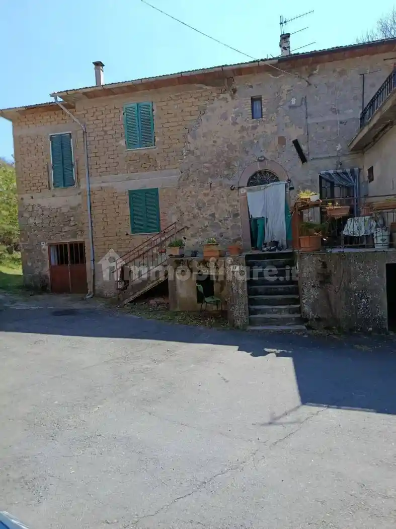 Appartamento in vendita a Santa Fiora