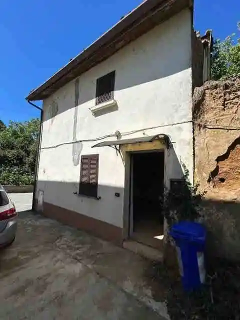 Appartamento in vendita a Vellezzo Bellini