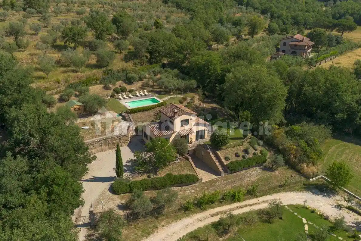 Villa in vendita a Cortona