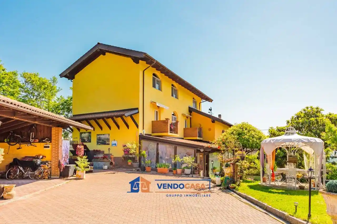 Villa in vendita a Acqui Terme