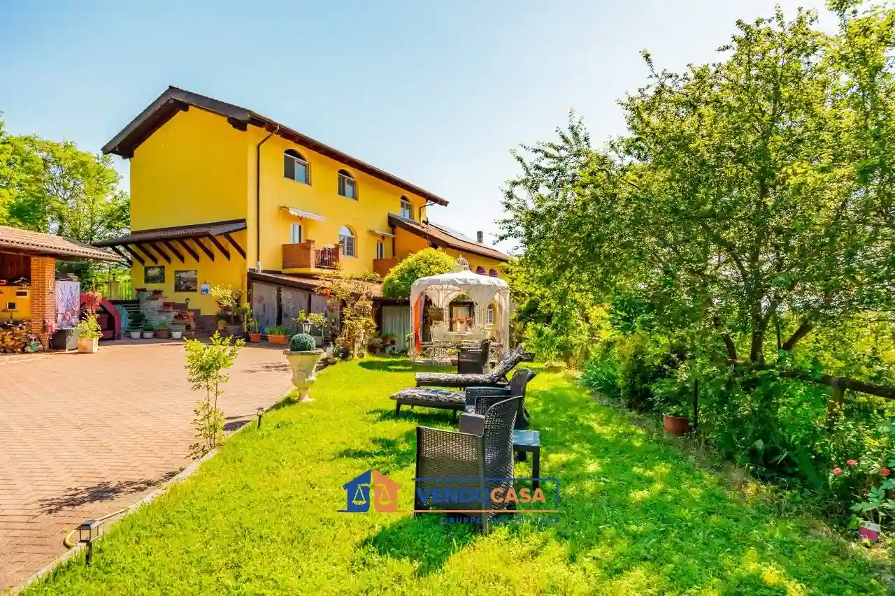 Villa - foto 2
