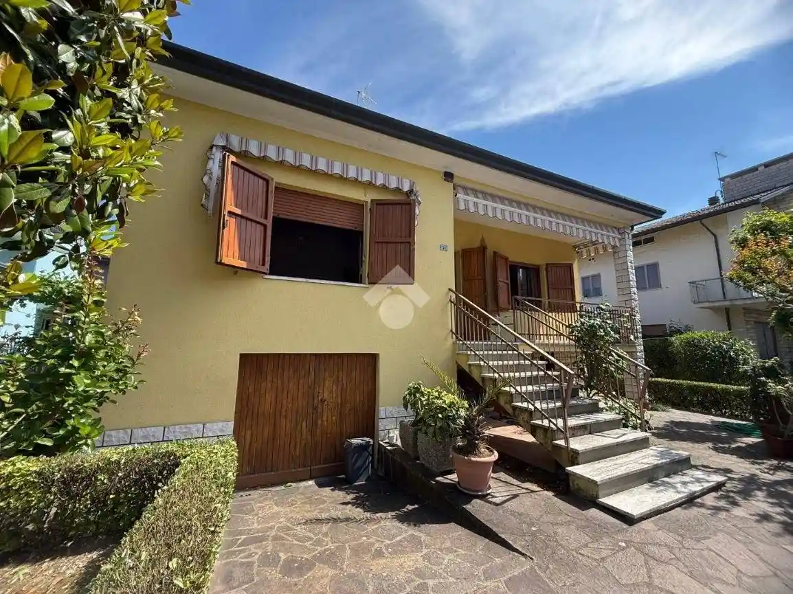 Villa in vendita a Riccione