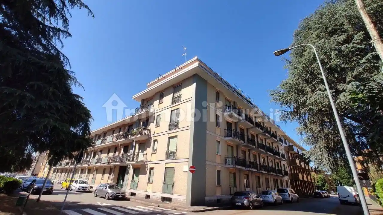 Appartamento in affitto a Novara