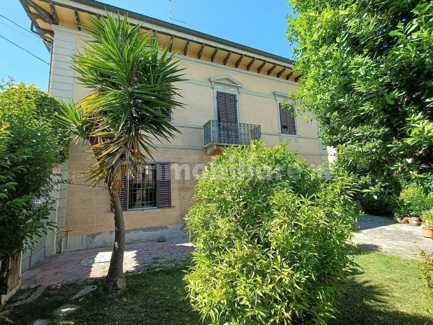 Villa in vendita a Pisa