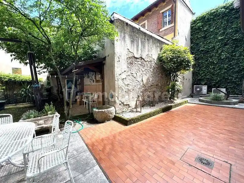 Appartamento in vendita a Verona