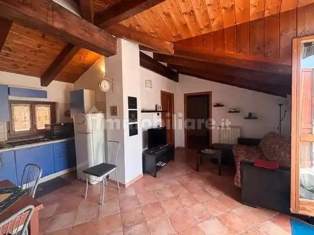 Casa indipendente in vendita a Roccasparvera