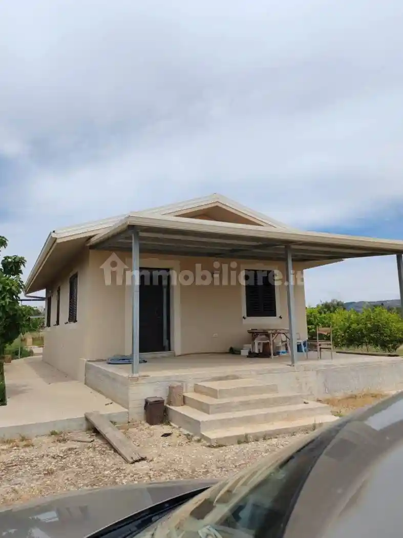 Villa in vendita a Solarino