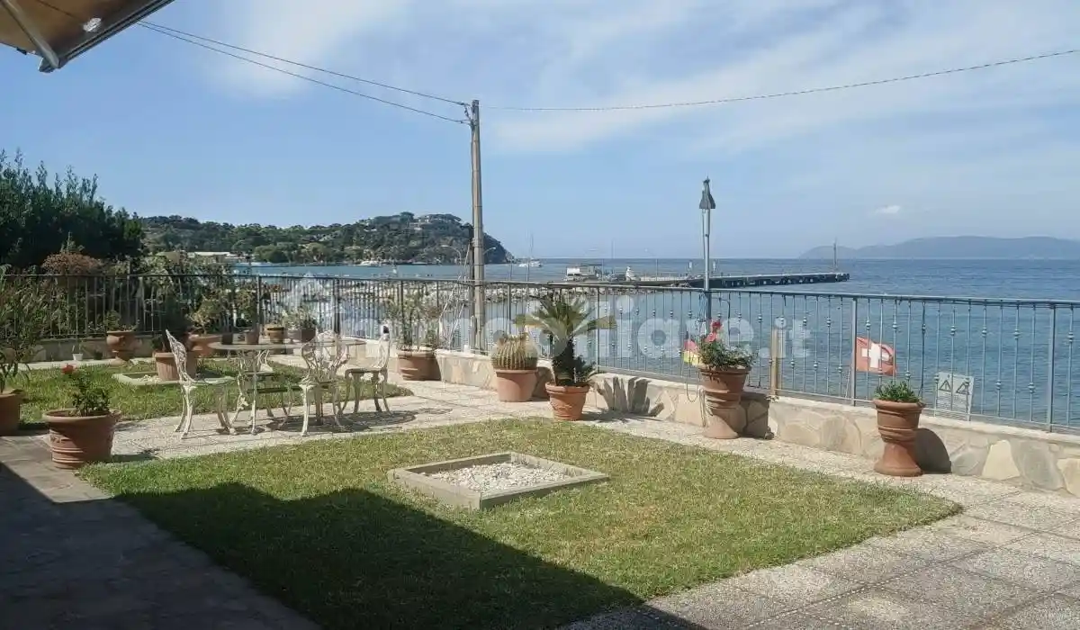 Appartamento in vendita a Rio