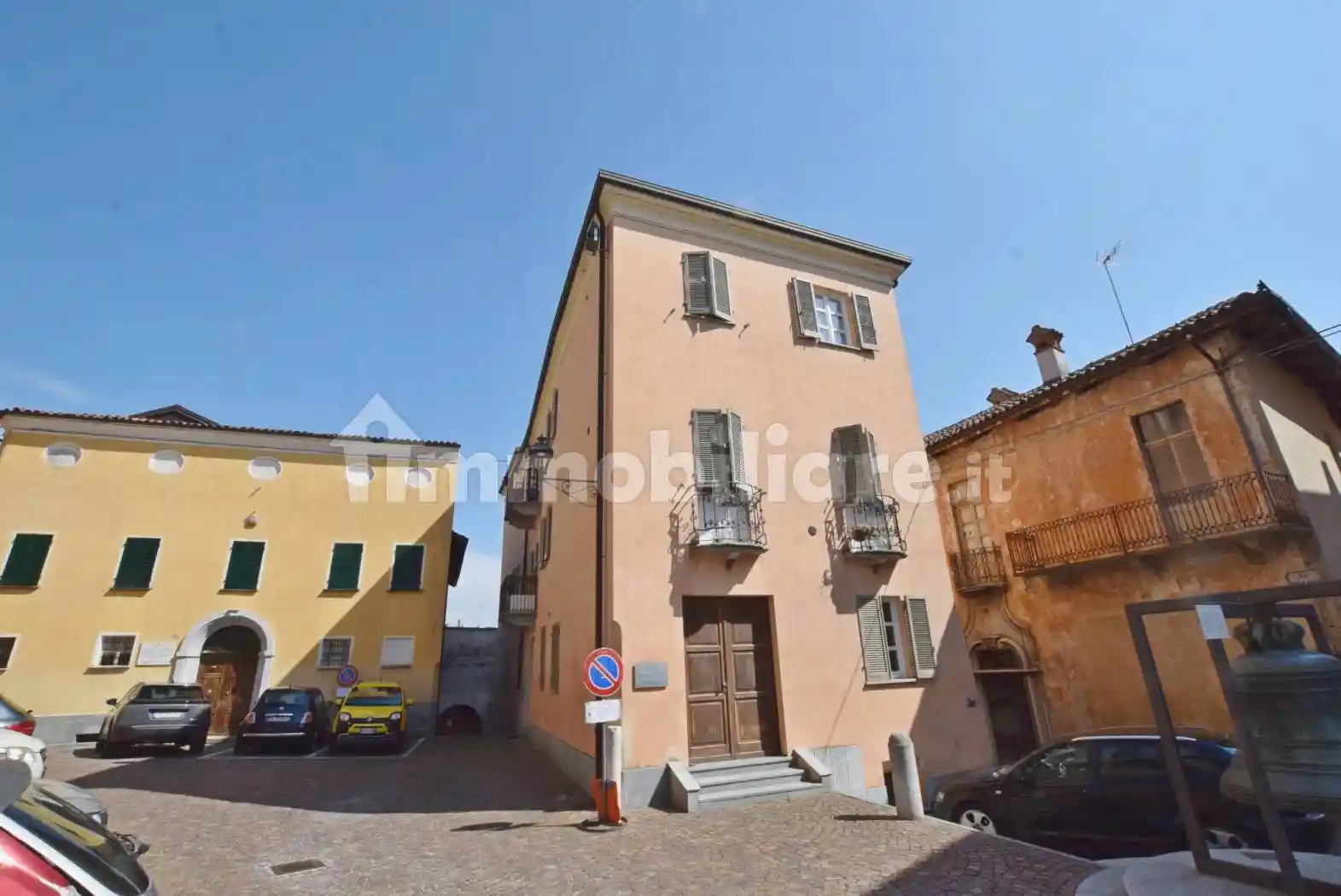 Appartamento in vendita a Carrù