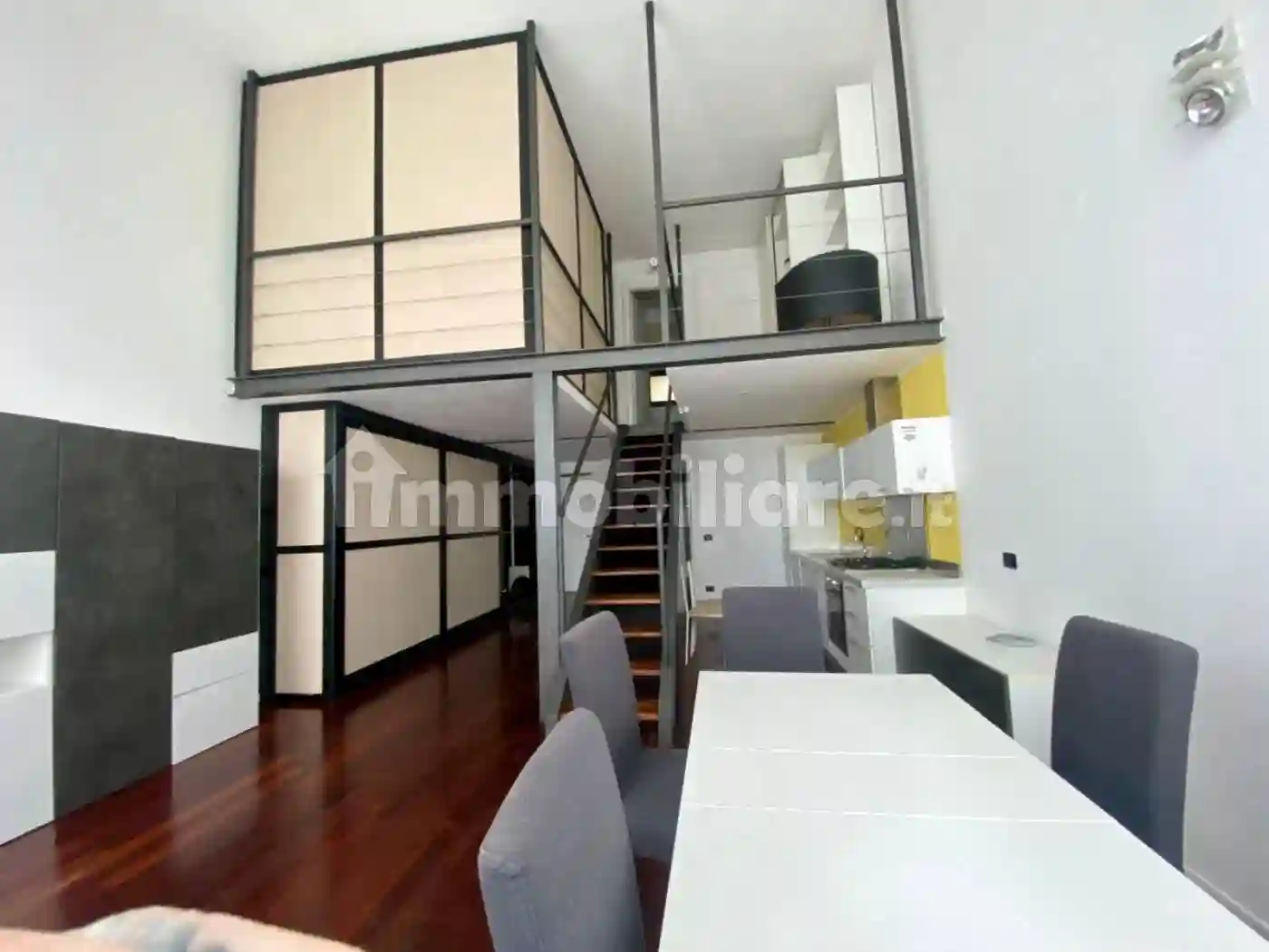 Loft - foto 4