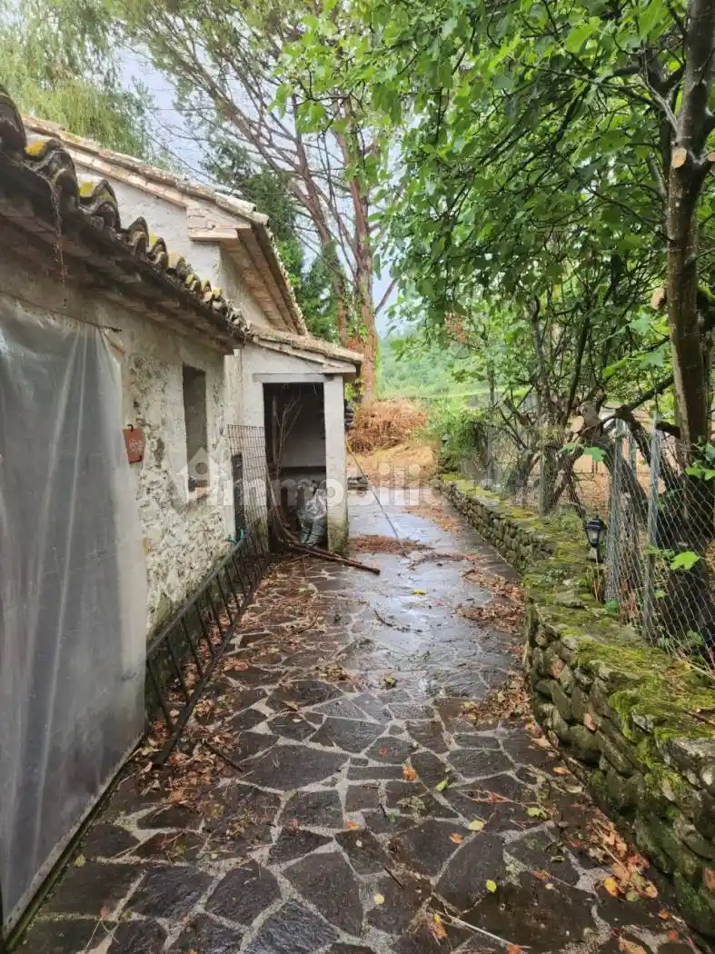 Rustico - Casale in vendita a Umbertide