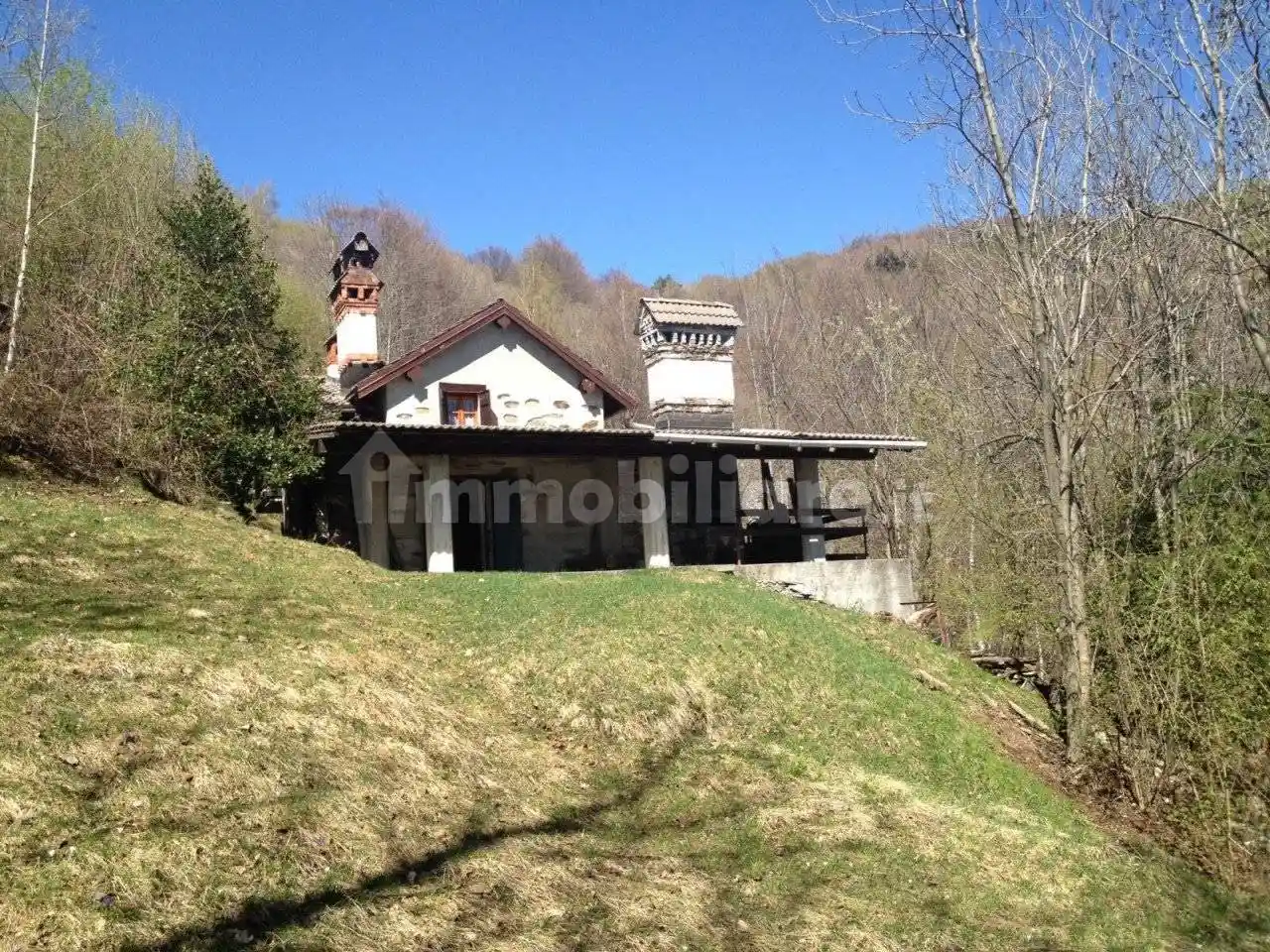 Casa indipendente in vendita a Intragna
