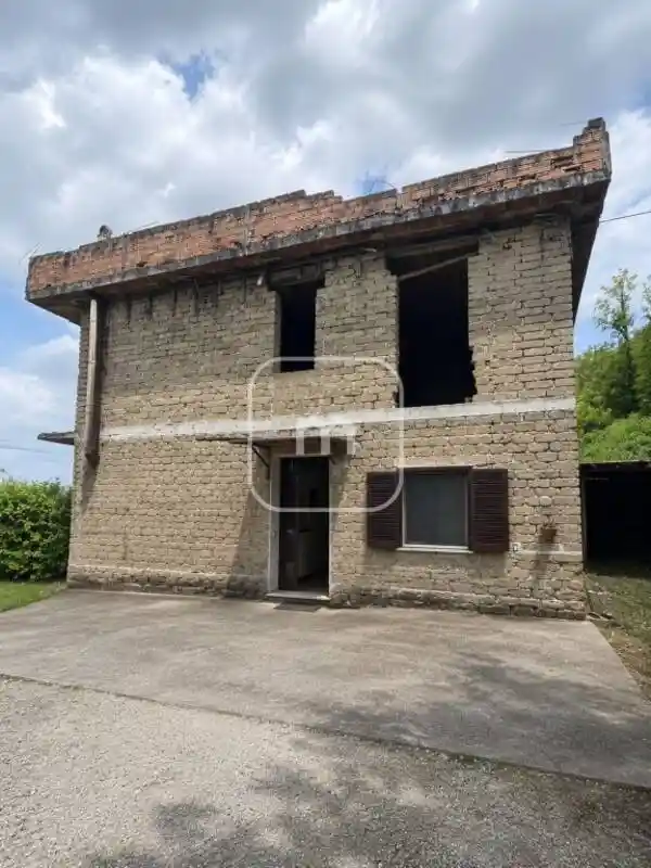 Casa indipendente in vendita a Artena