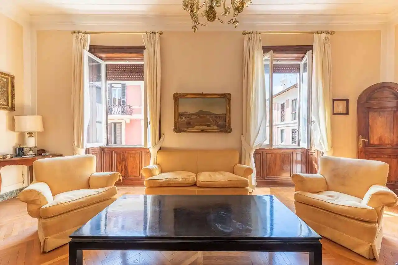 Appartamento in vendita a Roma
