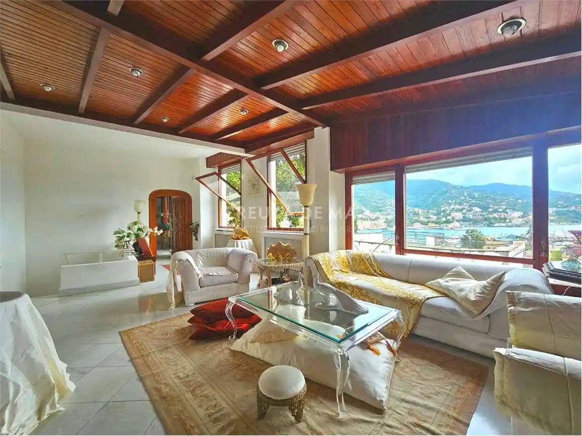 Villa in vendita a Rapallo