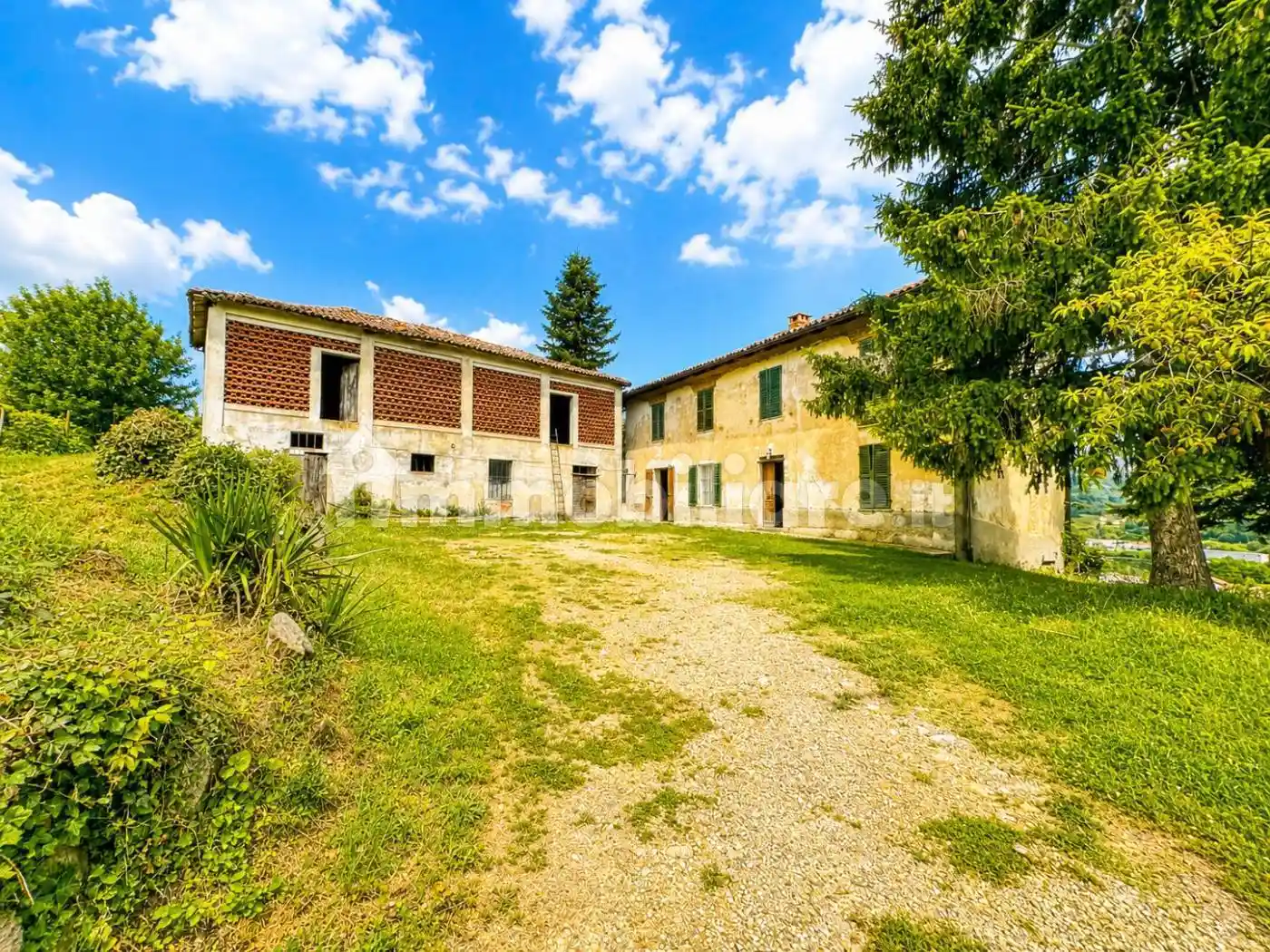 Rustico - Casale in vendita a Santo Stefano Belbo