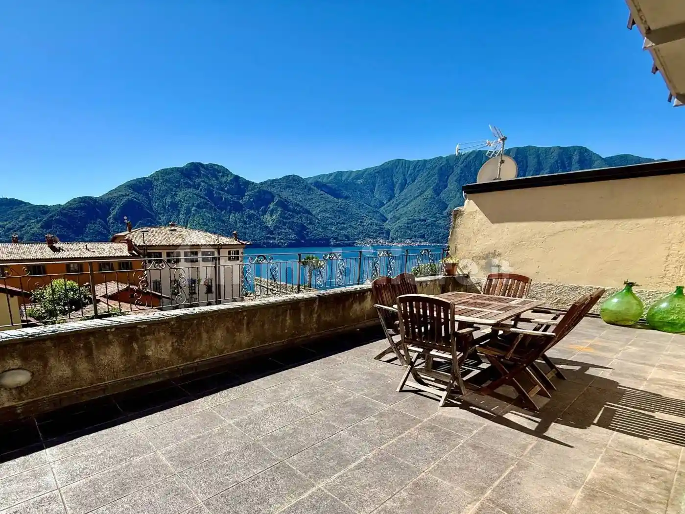 Appartamento in vendita a Tremezzina