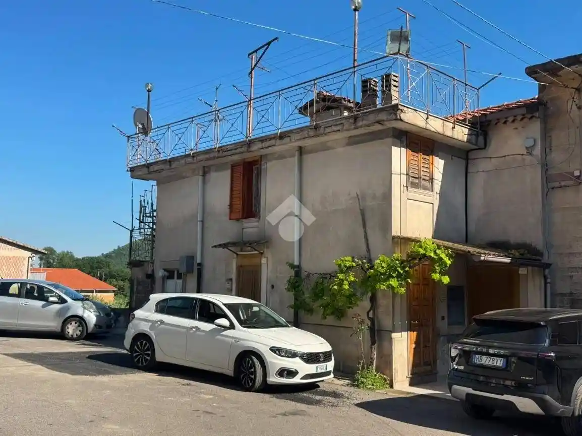 Casa indipendente in vendita a Castiglione del Genovesi