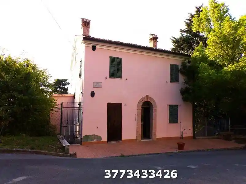 Casa indipendente in vendita a Monte Roberto